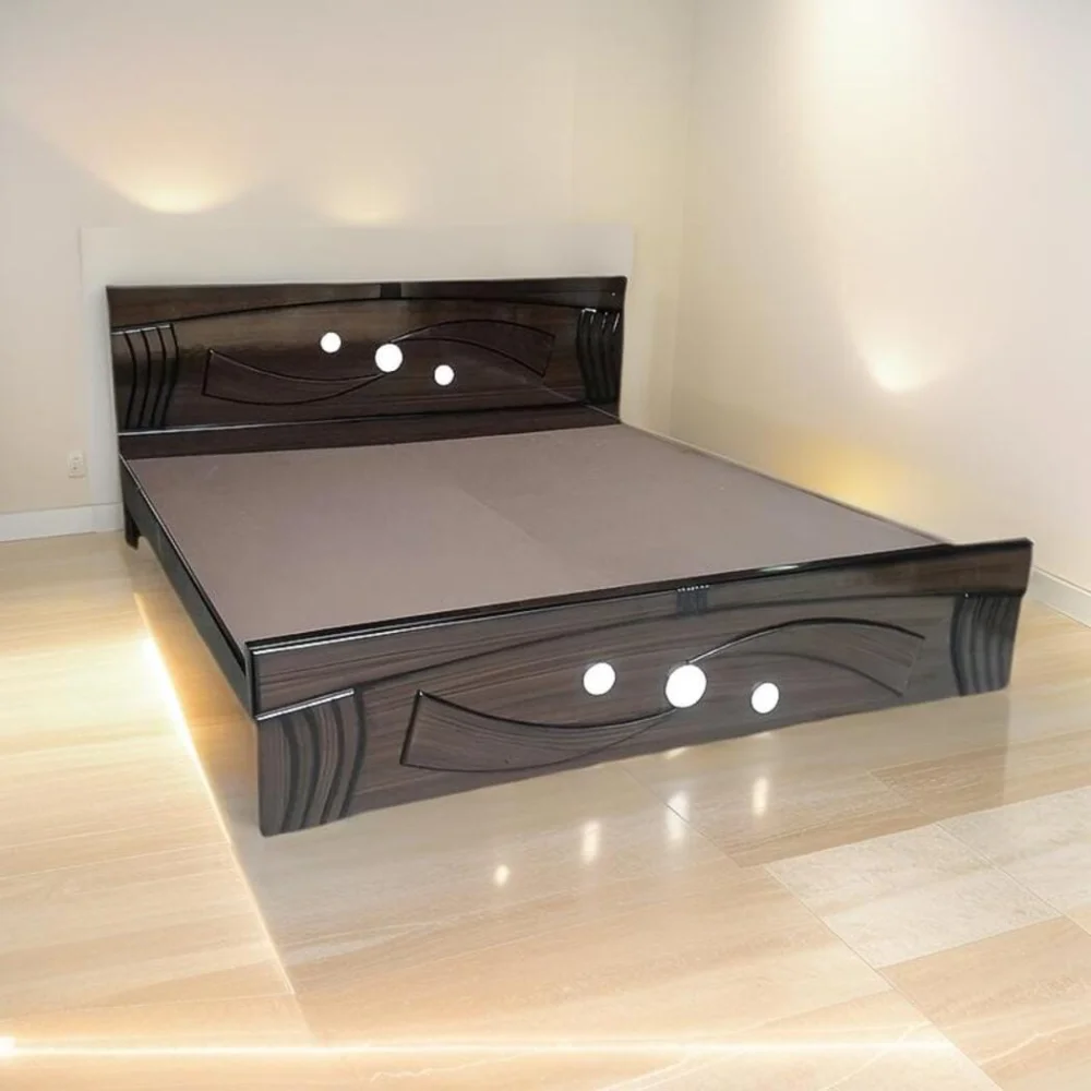 Queen Fancy Cot Bed (5 × 6 Feet)